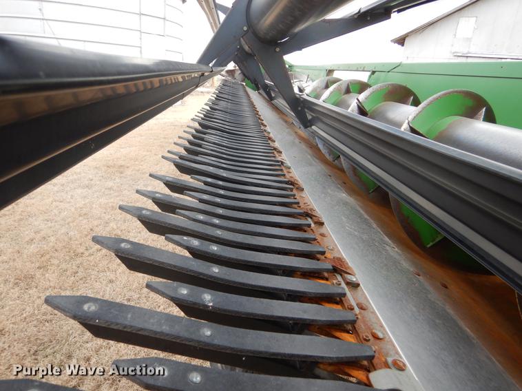 image for item FH9015 1990 John Deere 930 rigid head and trailer