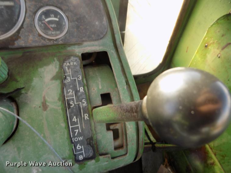 image for item FH9029 1963 John Deere 4010 tractor