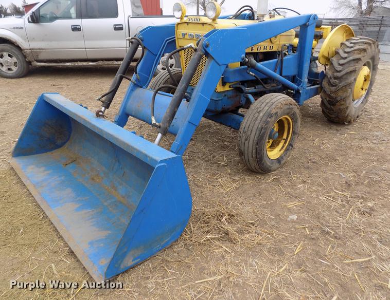 image for item FH9034 Ford 3500 tractor