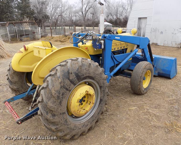 image for item FH9034 Ford 3500 tractor