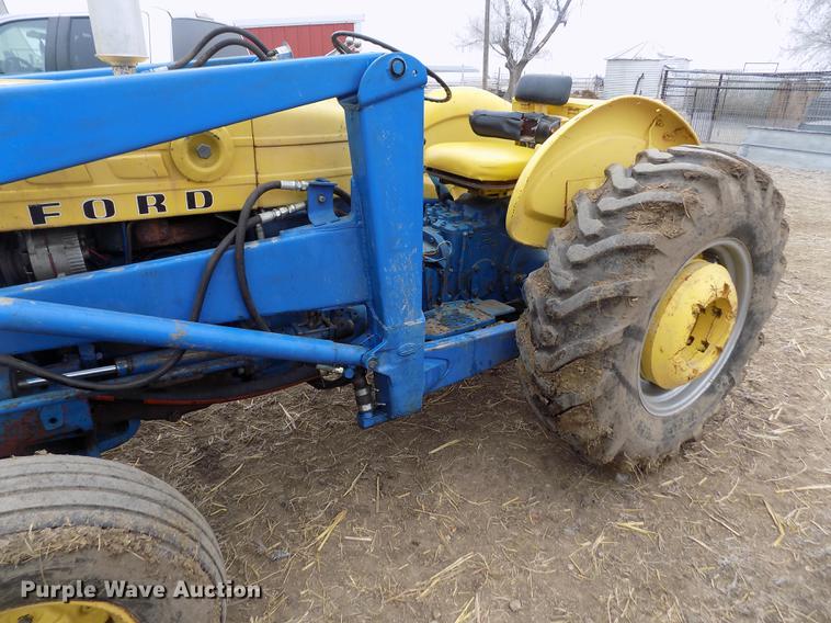 image for item FH9034 Ford 3500 tractor
