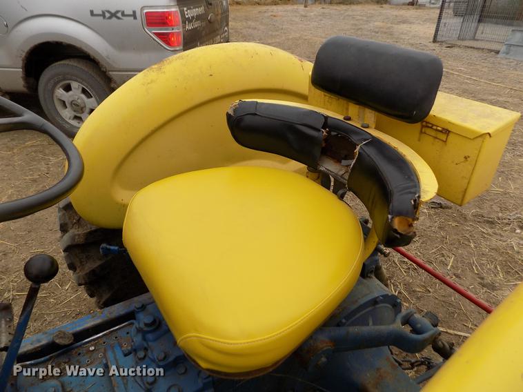 image for item FH9034 Ford 3500 tractor