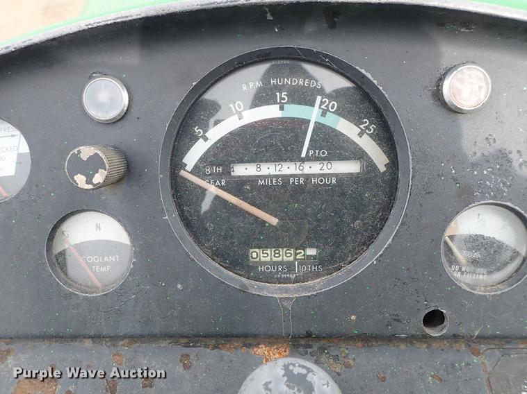 image for item FL9500 John Deere 4020 tractor