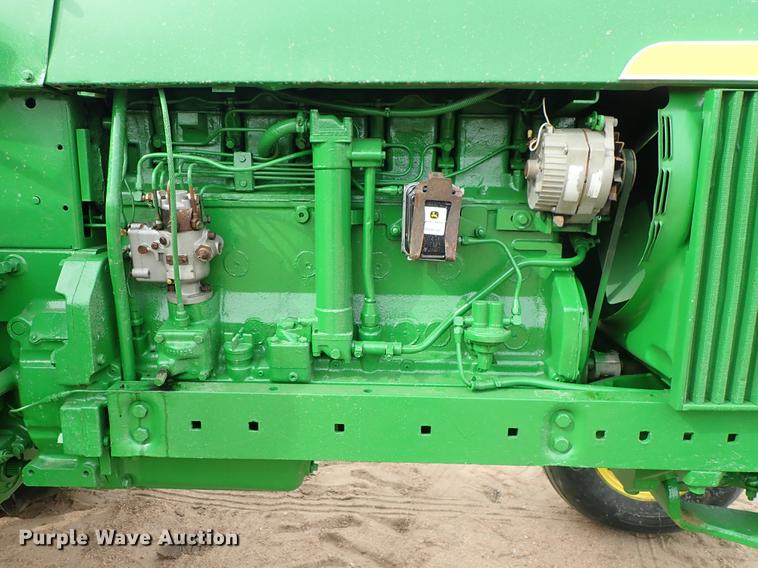 image for item FL9500 John Deere 4020 tractor