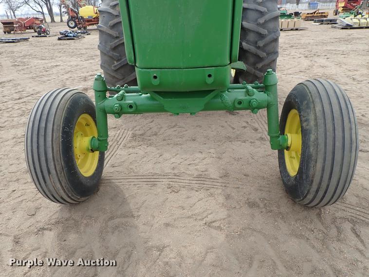 image for item FL9500 John Deere 4020 tractor