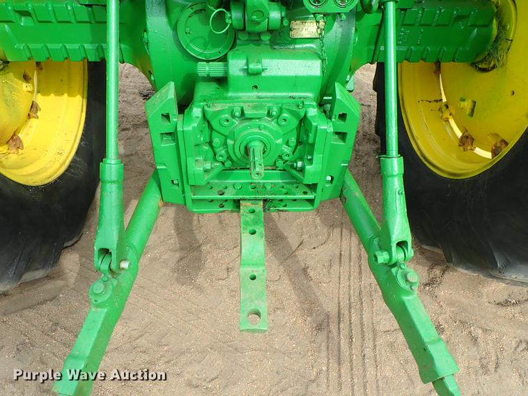 image for item FL9500 John Deere 4020 tractor