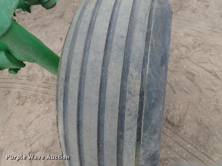 image for item FL9500 John Deere 4020 tractor