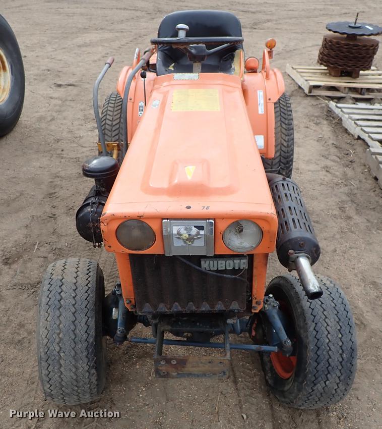 image for item FL9501 Kubota B6100HST MFWD tractor
