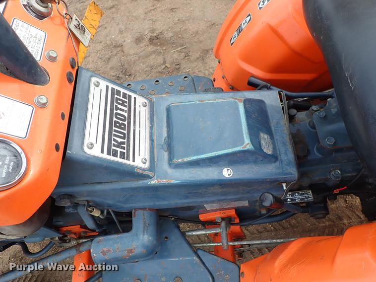 image for item FL9501 Kubota B6100HST MFWD tractor