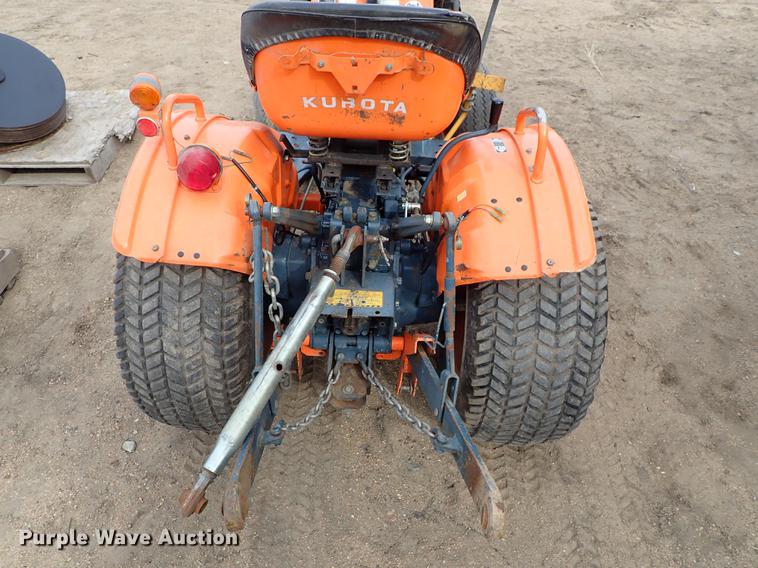 image for item FL9501 Kubota B6100HST MFWD tractor