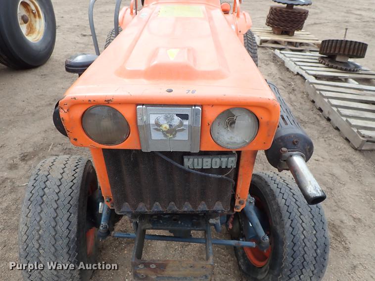 image for item FL9501 Kubota B6100HST MFWD tractor