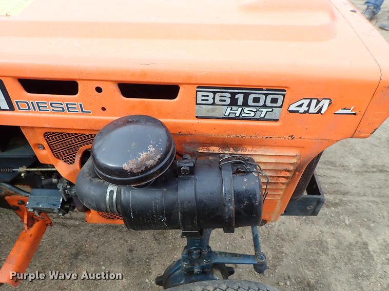image for item FL9501 Kubota B6100HST MFWD tractor