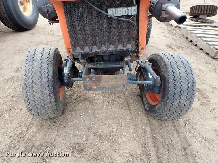 image for item FL9501 Kubota B6100HST MFWD tractor