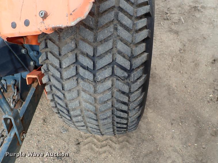 image for item FL9501 Kubota B6100HST MFWD tractor