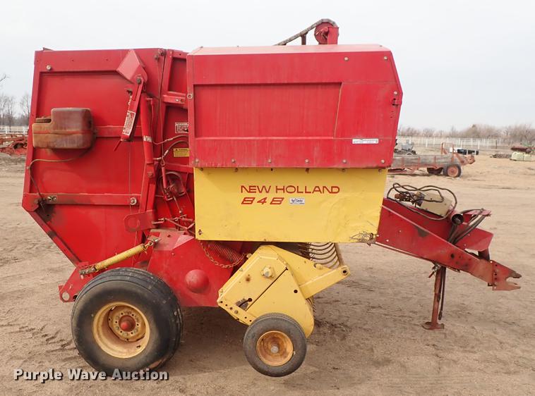 image for item FL9512 1989 New Holland 848 round baler