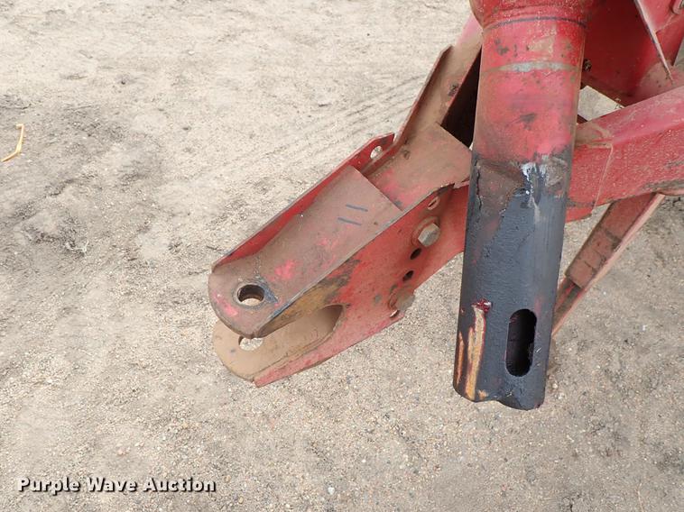 image for item FL9512 1989 New Holland 848 round baler