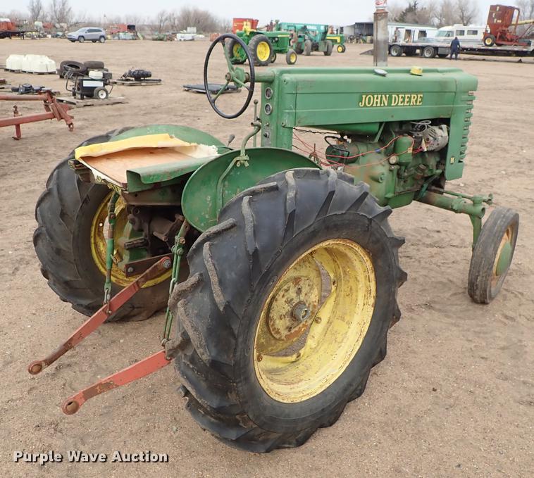 image for item FL9548 John Deere M tractor