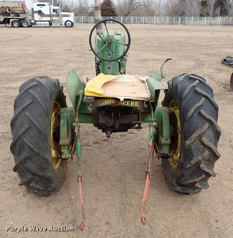 image for item FL9548 John Deere M tractor