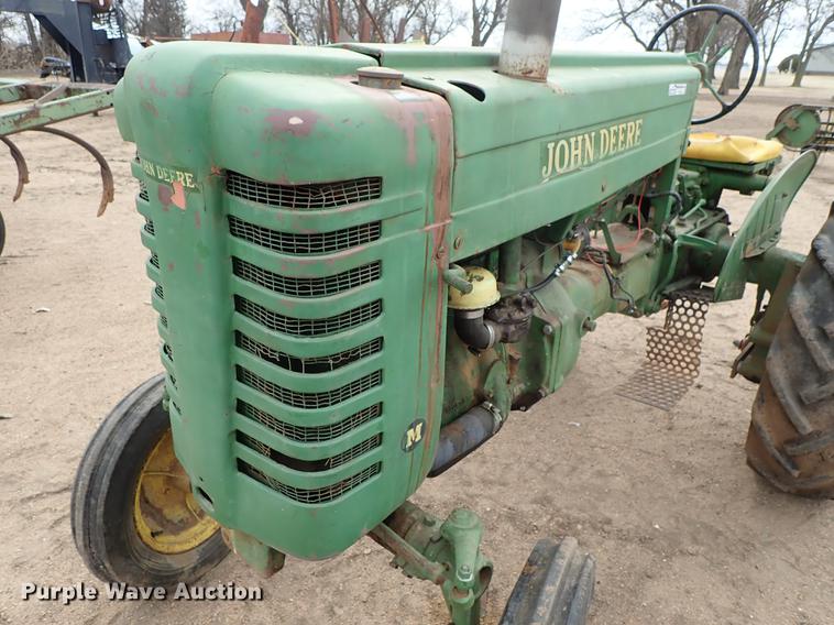 image for item FL9548 John Deere M tractor