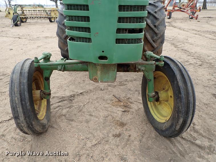 image for item FL9548 John Deere M tractor