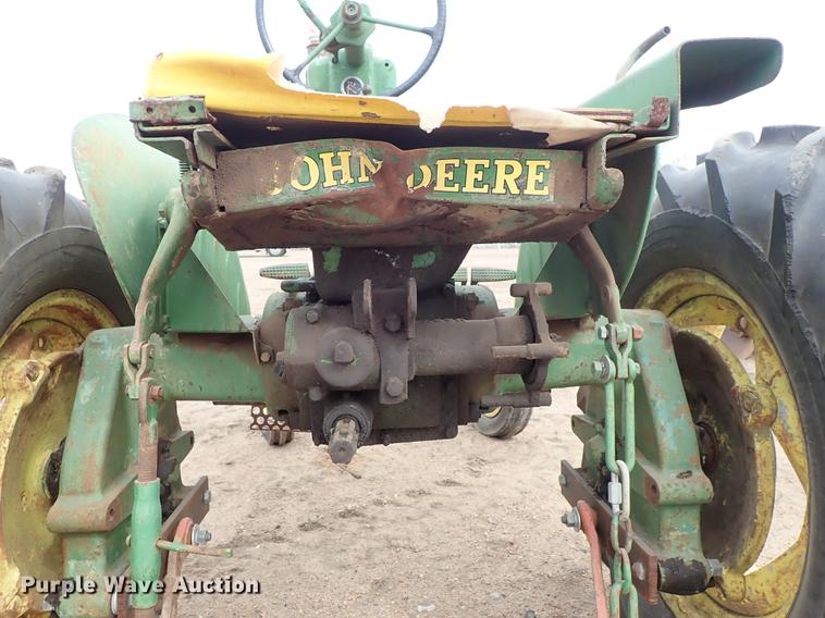 image for item FL9548 John Deere M tractor