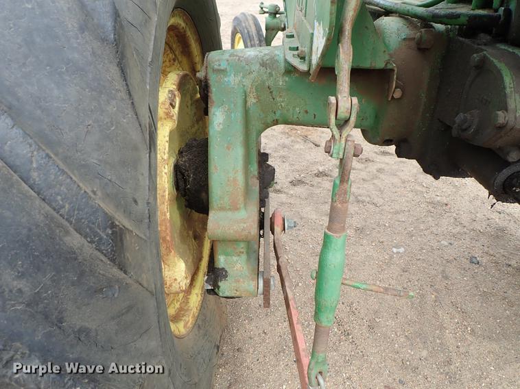 image for item FL9548 John Deere M tractor