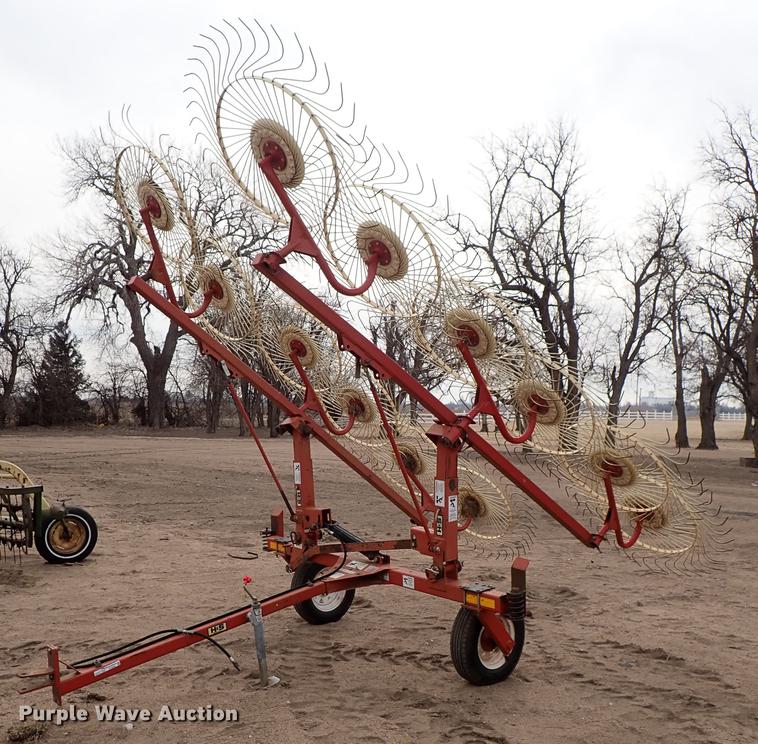 H&S V12 hay rake in Kinsley, KS Item FL9558 sold Purple Wave