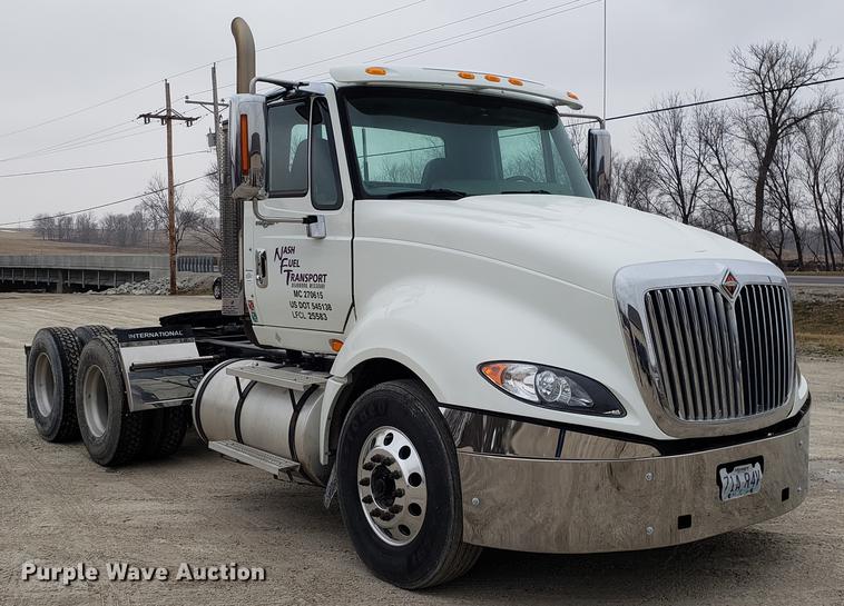 image for item AV9310 2014 International ProStar semi truck