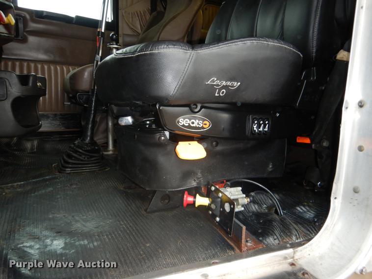 image for item BE9310 2003 Kenworth W900 semi truck