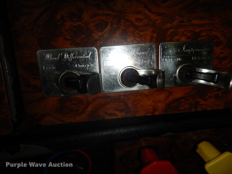 image for item BE9310 2003 Kenworth W900 semi truck