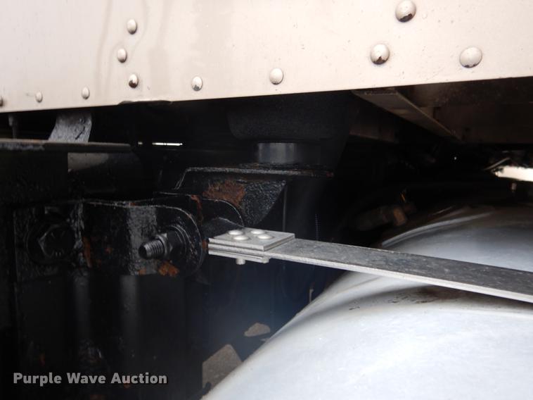 image for item BE9310 2003 Kenworth W900 semi truck