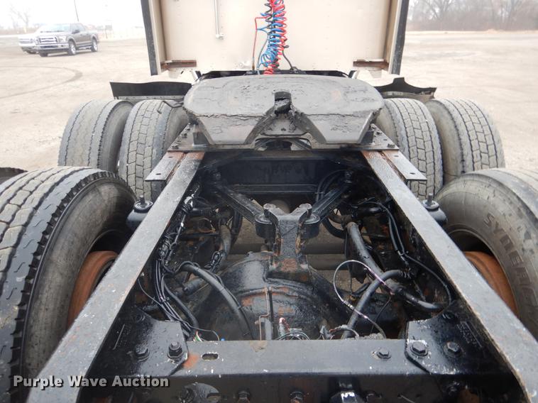 image for item BE9310 2003 Kenworth W900 semi truck