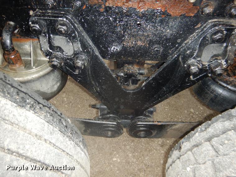 image for item BE9310 2003 Kenworth W900 semi truck