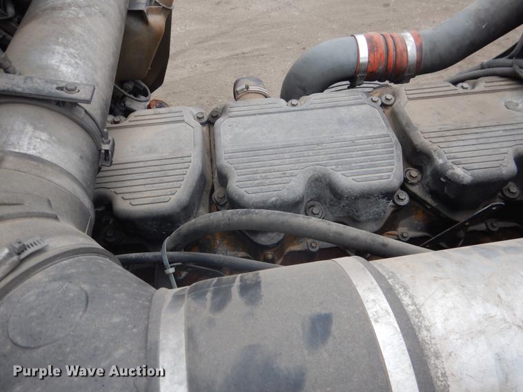 image for item BE9310 2003 Kenworth W900 semi truck