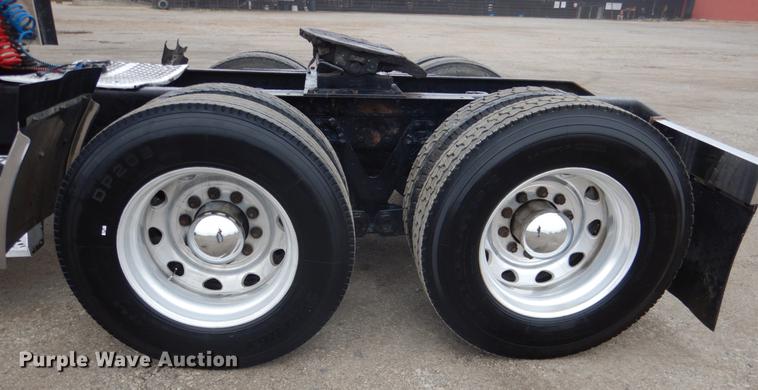 image for item BE9310 2003 Kenworth W900 semi truck