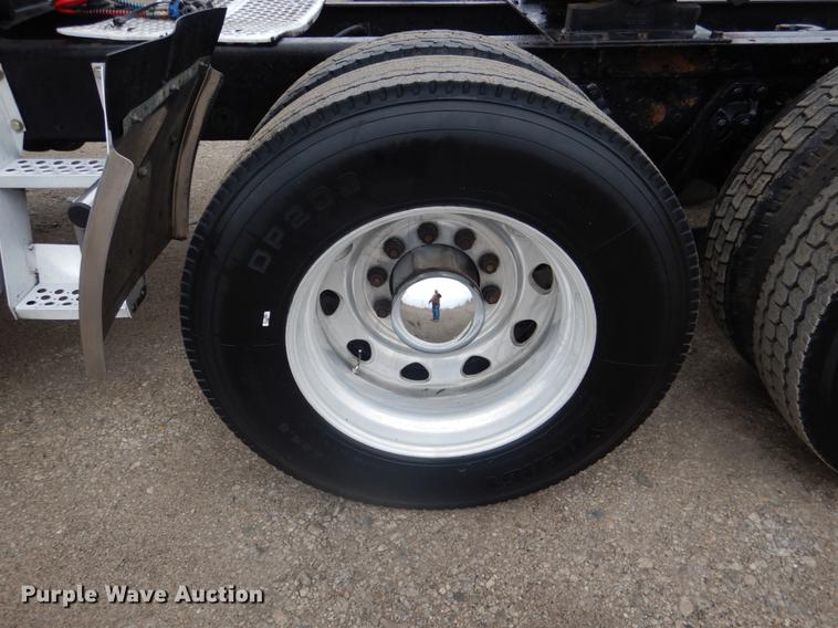 image for item BE9310 2003 Kenworth W900 semi truck