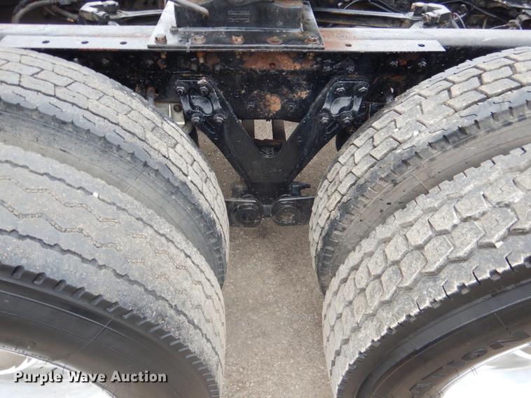 image for item BE9310 2003 Kenworth W900 semi truck