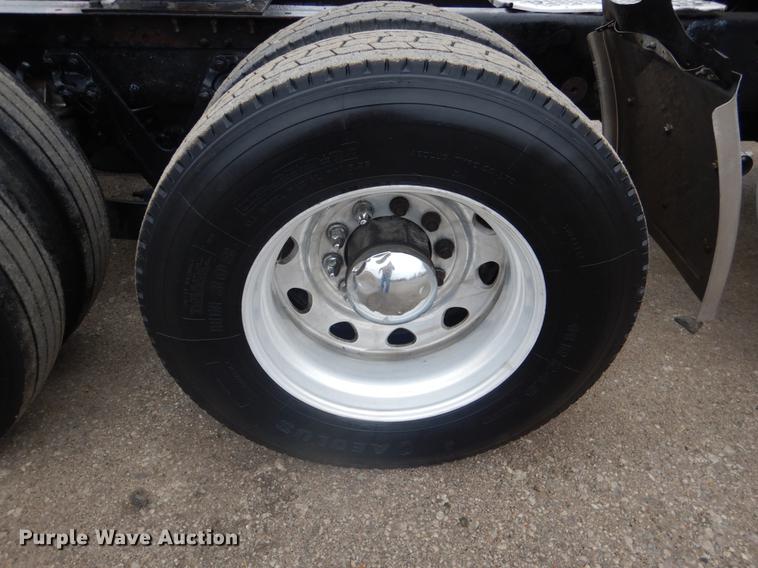 image for item BE9310 2003 Kenworth W900 semi truck