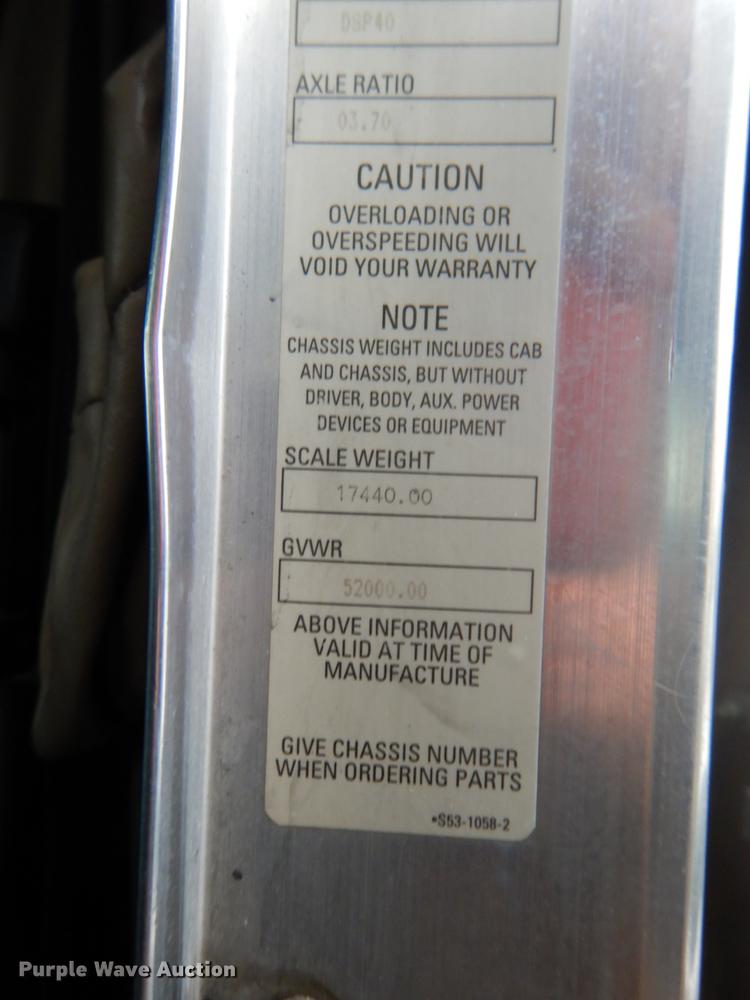 image for item BE9310 2003 Kenworth W900 semi truck