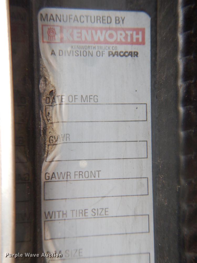 image for item BE9310 2003 Kenworth W900 semi truck