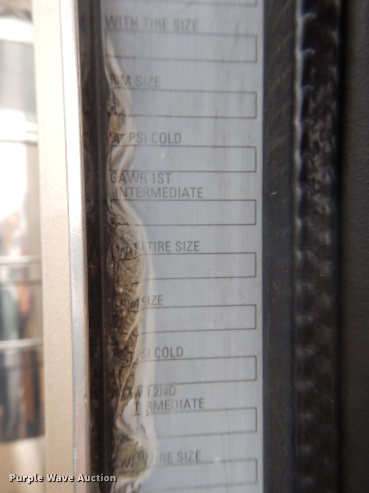 image for item BE9310 2003 Kenworth W900 semi truck