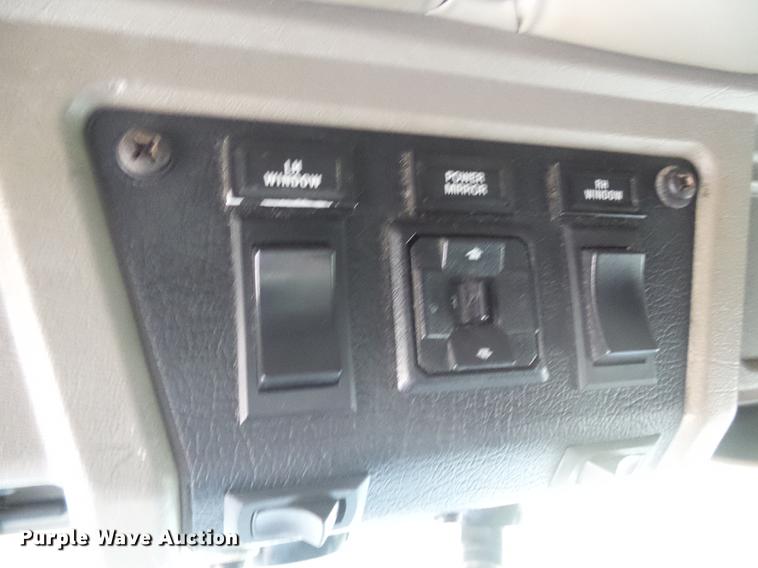 image for item DB2152 2004 Kenworth T600 semi truck