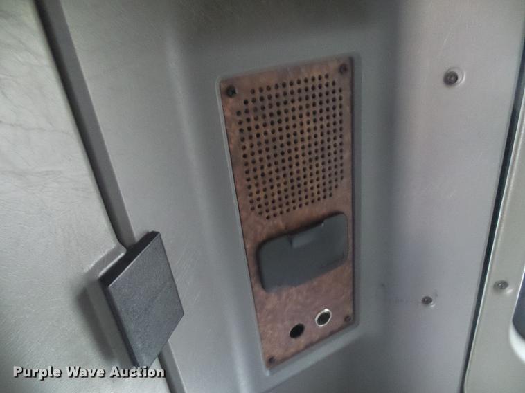 image for item DB2152 2004 Kenworth T600 semi truck