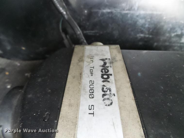 image for item DB2152 2004 Kenworth T600 semi truck