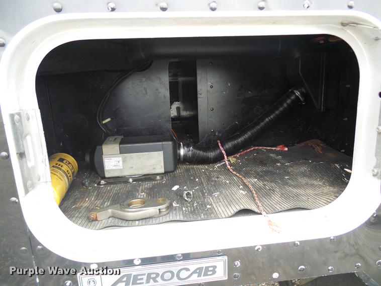 image for item DB2152 2004 Kenworth T600 semi truck