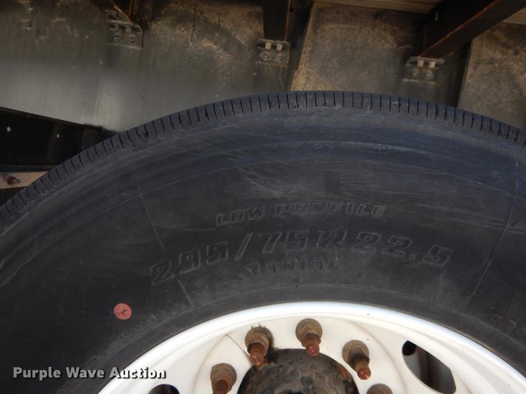 image for item DC0200 2014 Great Dane FLP002400048 flatbed trailer