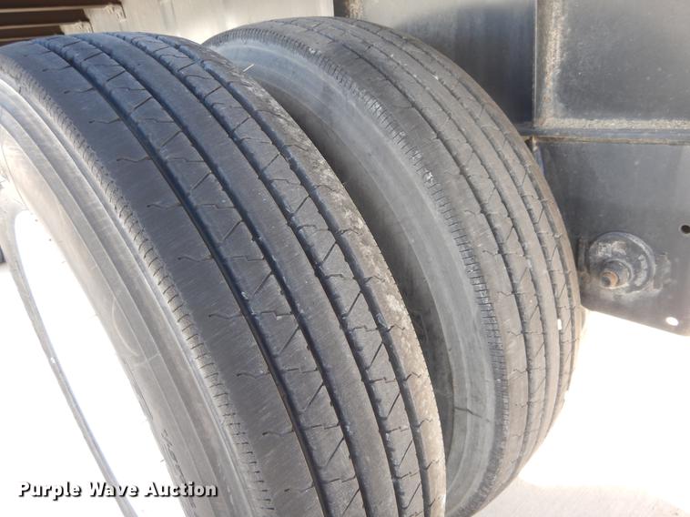 image for item DC0200 2014 Great Dane FLP002400048 flatbed trailer