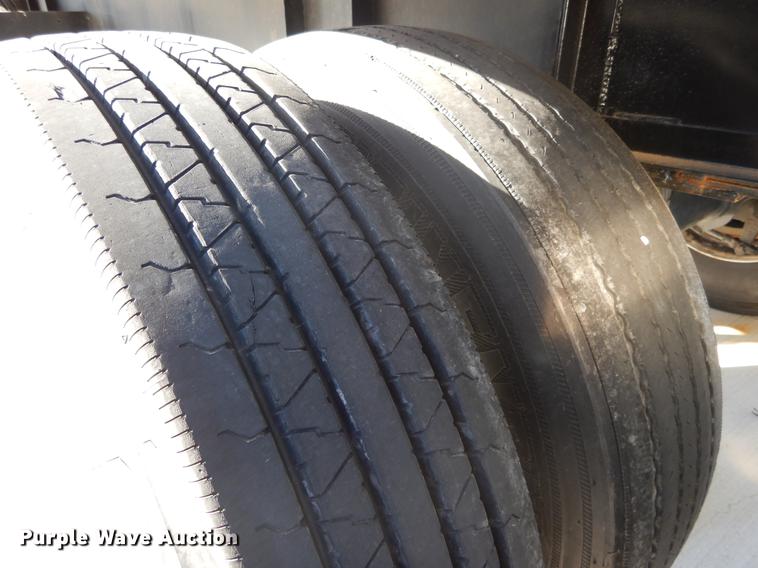 image for item DC0200 2014 Great Dane FLP002400048 flatbed trailer