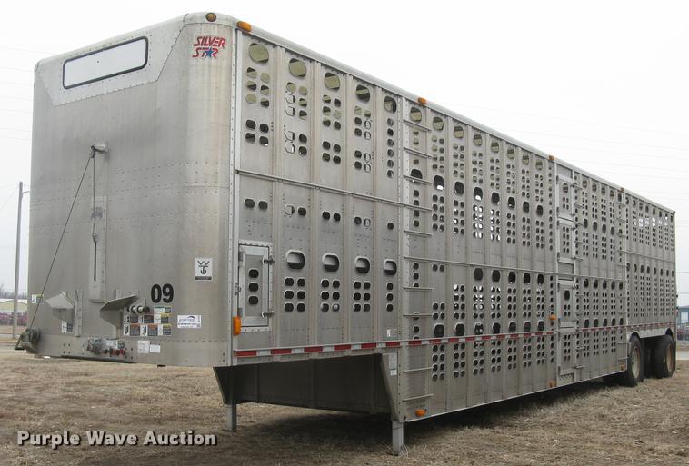 image for item DC1334 2011 Wilson Silver Star PSDCL-402 livestock trailer