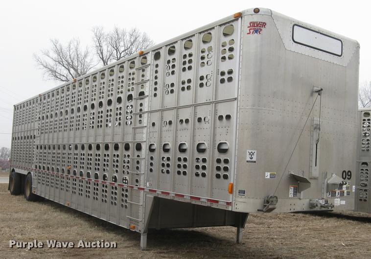 image for item DC1334 2011 Wilson Silver Star PSDCL-402 livestock trailer